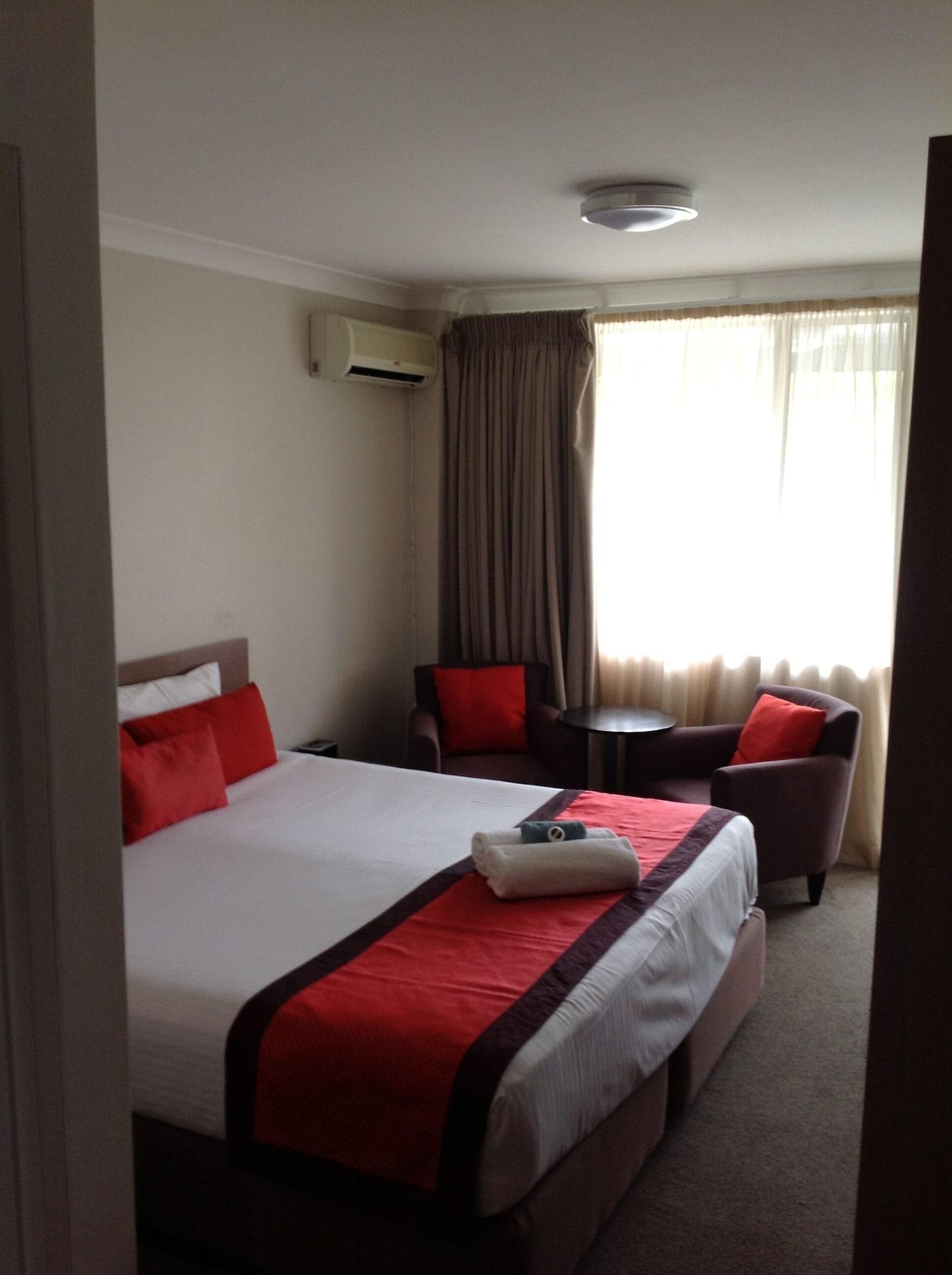 Peninsula Nelson Bay Motel And Serviced Apartments Exterior photo