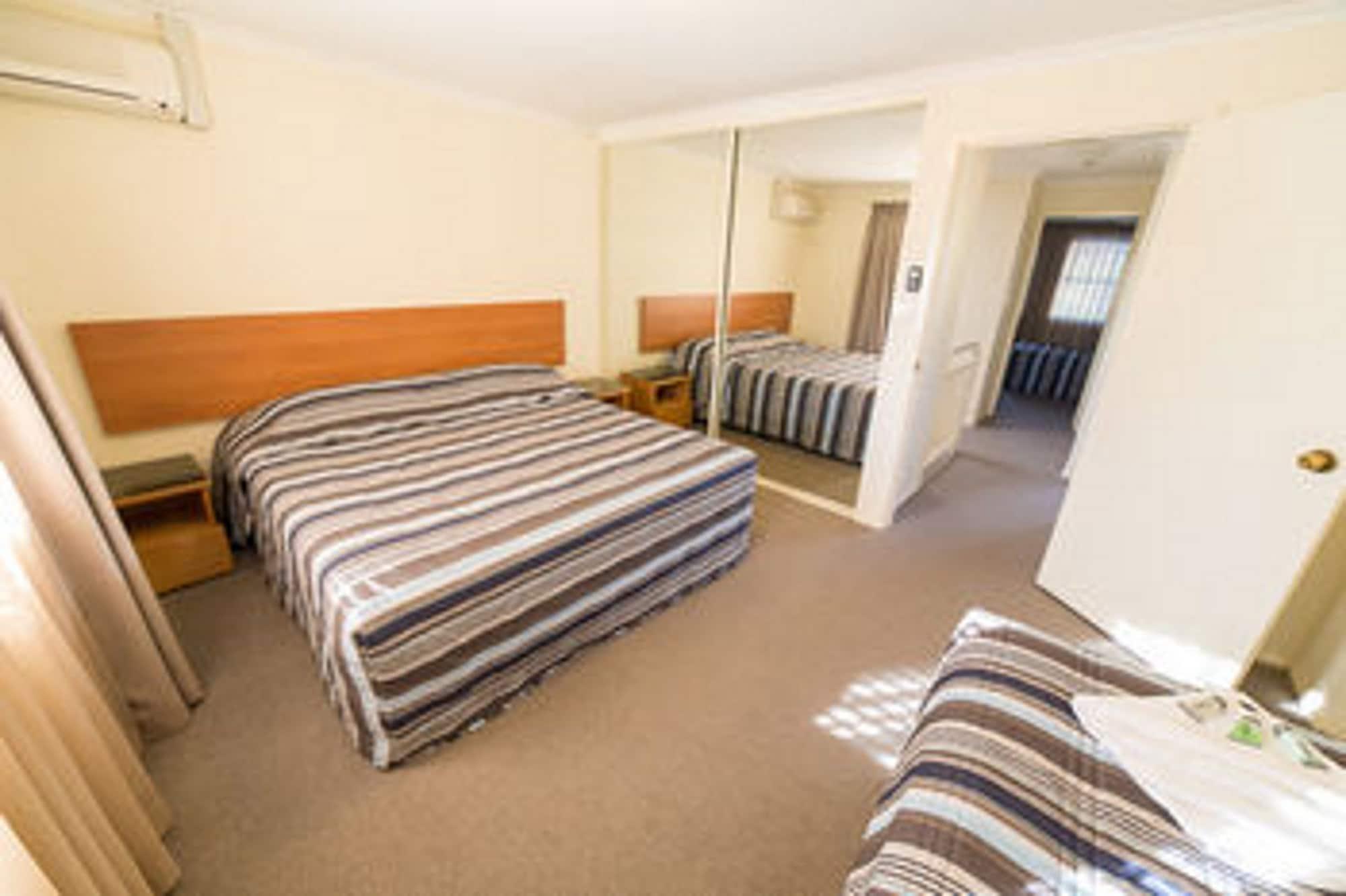 Peninsula Nelson Bay Motel And Serviced Apartments Exterior photo