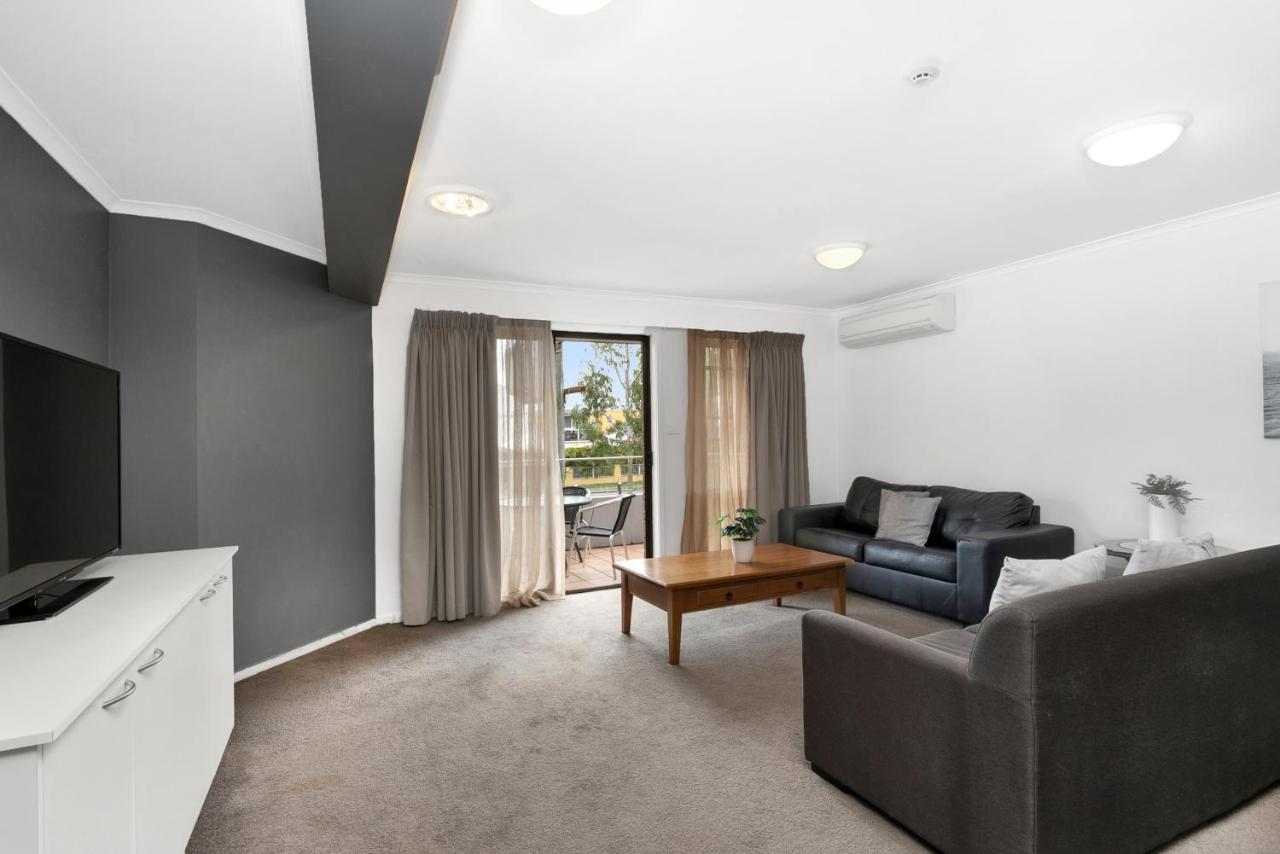Peninsula Nelson Bay Motel And Serviced Apartments Exterior photo