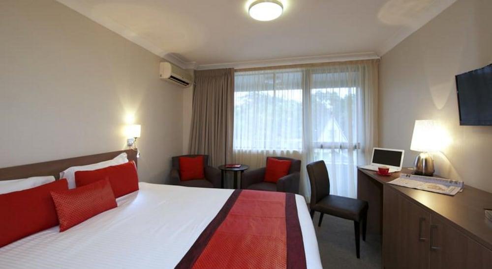 Peninsula Nelson Bay Motel And Serviced Apartments Exterior photo